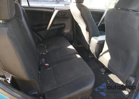 2017 Toyota Rav4 Le z USA, uszkodzony, nr VIN JTMBFREV5HJ111844